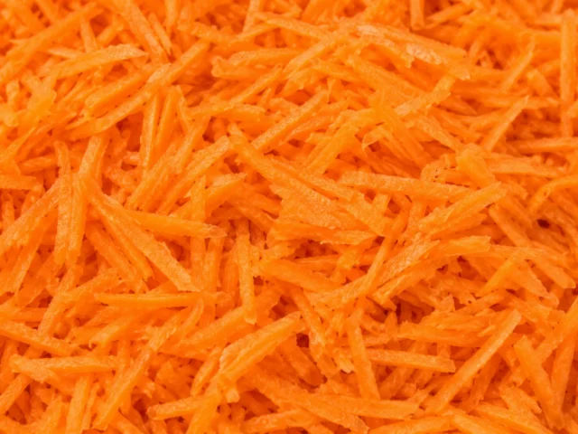 Freshly prepared grated carrots
