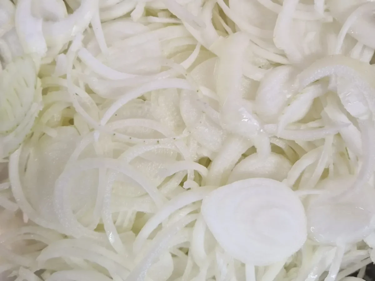 Freshly prepared sliced onions